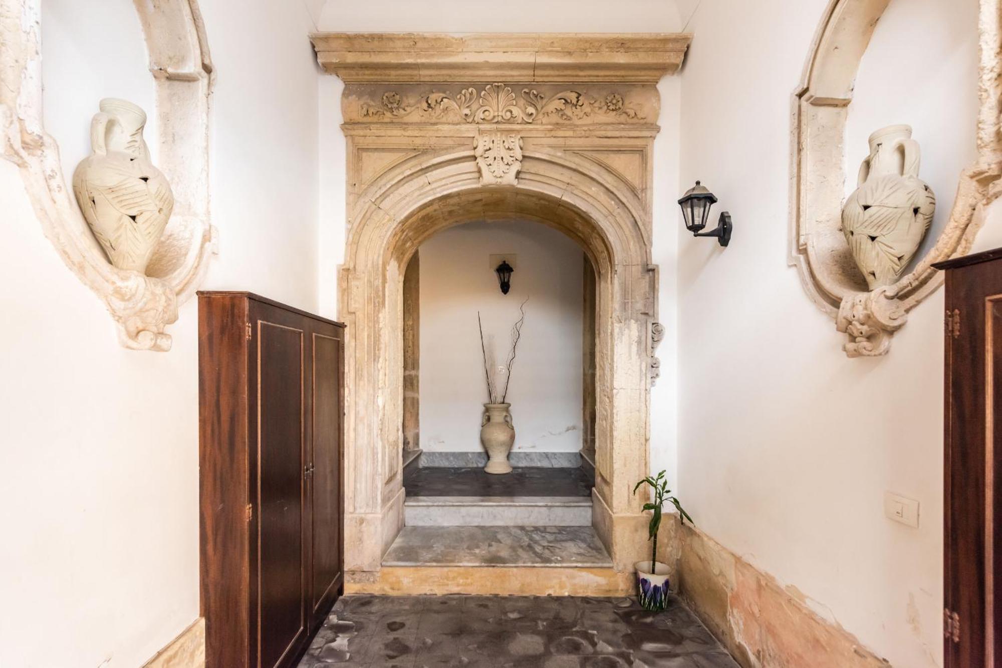 Palazzo Bozzanca Apartments By Wonderful Italy Syrakuzy Zewnętrze zdjęcie